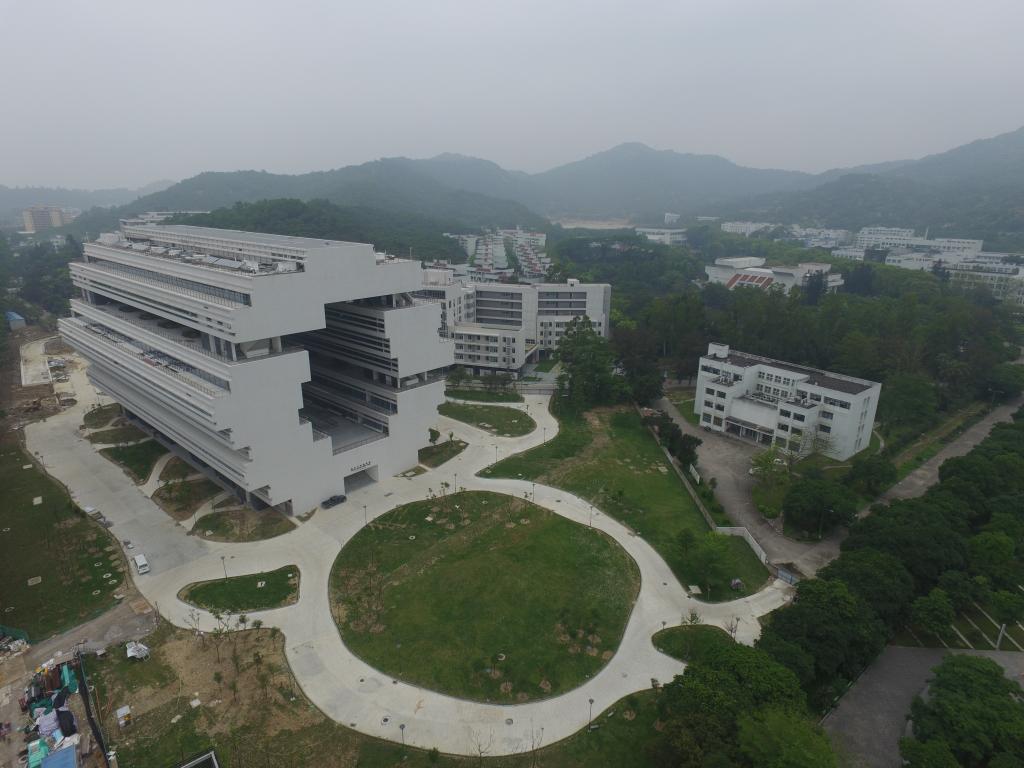 汕头大学学校简介(图1)
